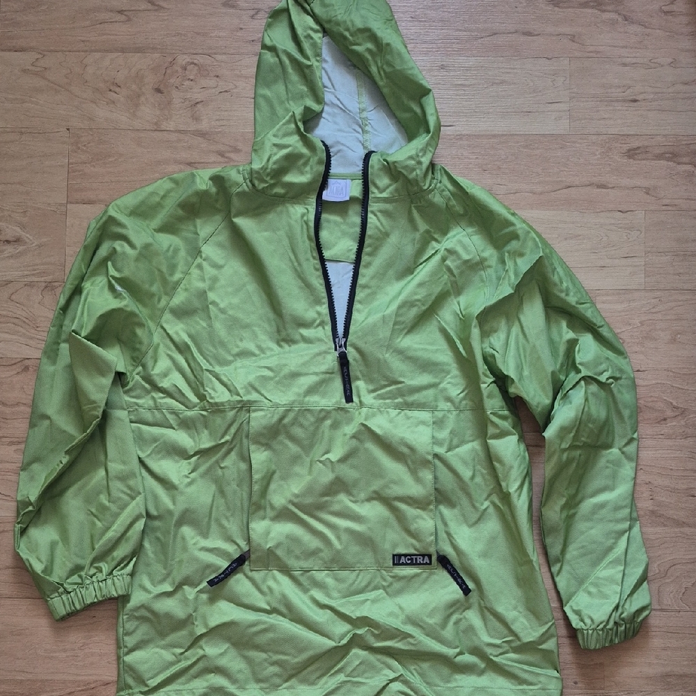 Actra Lime Hooded Windbreaker
